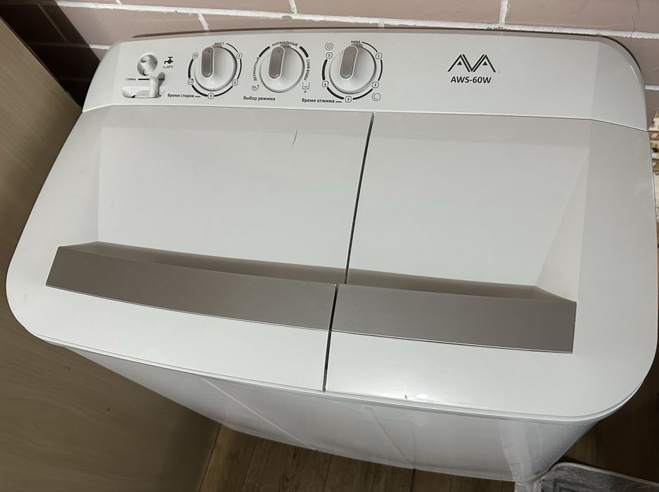 Стиральня машинка полуавтомат AWS 60W