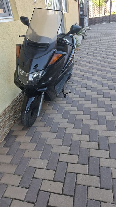 Yamaha Majesty YP250, MBK Skyliner 250