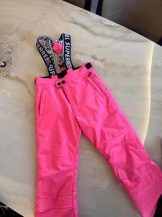 Дрехи за момиче от 4 г. До 7 г.