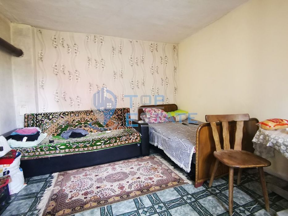 Продава се Къща в Дебелец - 90 кв.м за 1000 €/кв.м - Снимка #2