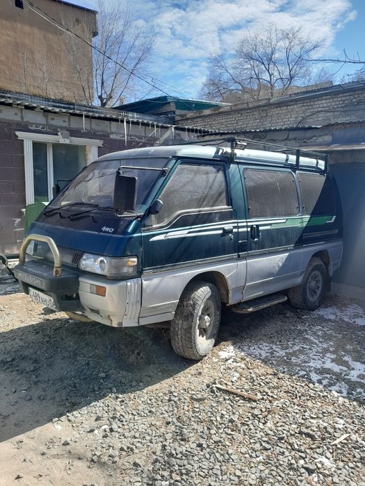Продаю Mitsubishi delica