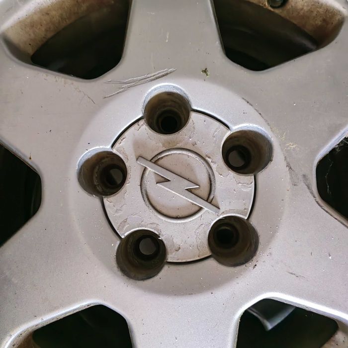 Джанти с гуми за Опел