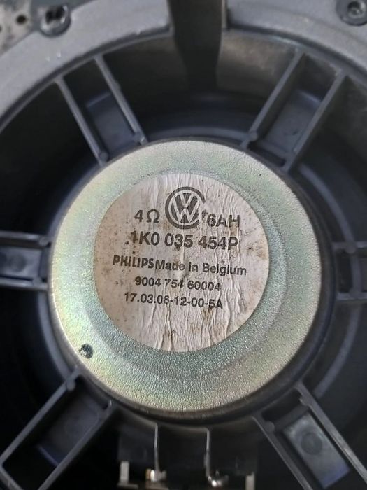 Boxa audio stanga spate vw golf 5 1k 1k0035454p