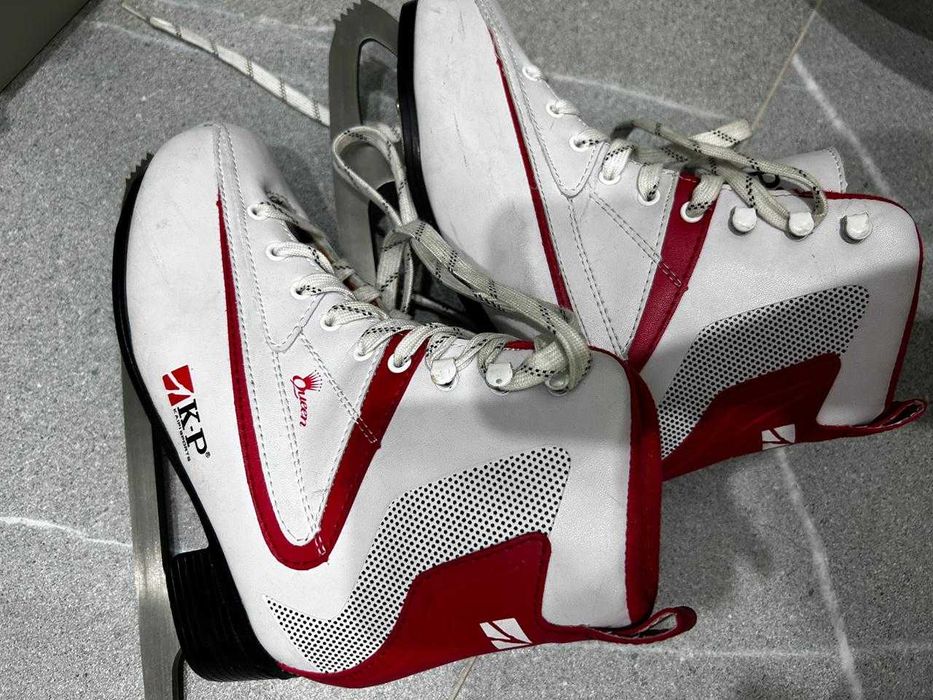 Коньки для девочек размер 35-36