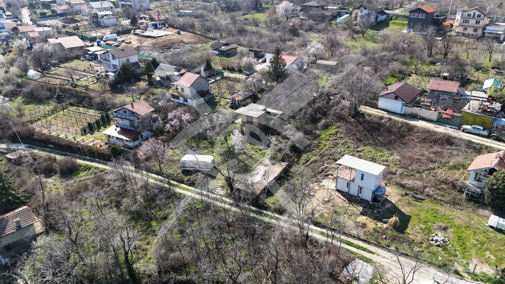 Парцел с едноетажна вила в м-т Прибой- 96064