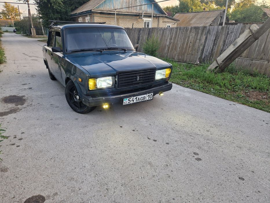 Продам ваз 2107 инжектор 2005года