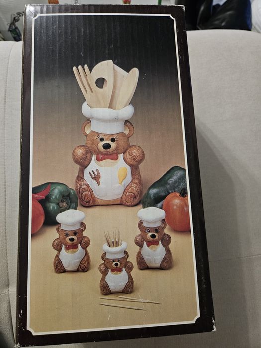 Продавам кухненски сет