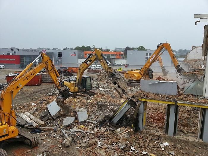 Снос Уй ва бинолар  бузамиз Демонтаж  Snos Uy  va Fabrika imorat buzis