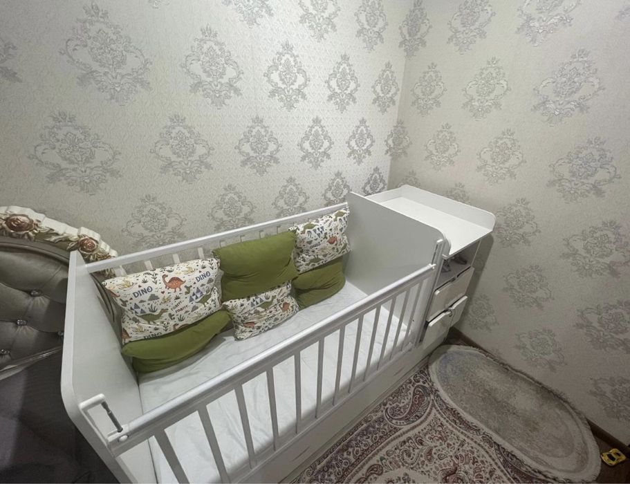 Детская кроватка