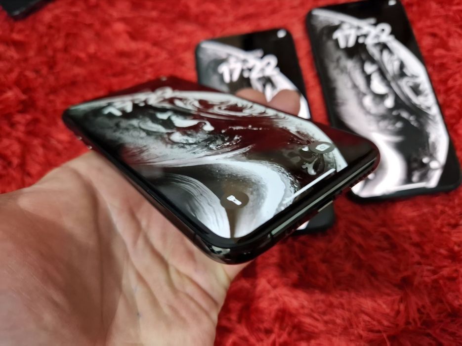 -Iphone XS, Noi, 64Gb, 4Ram Black Nefolosit ireprosabil Bat-84% Nefolosit-Bateria a scazut ca a stat in depozit nefolosit nici un semn de uzura
