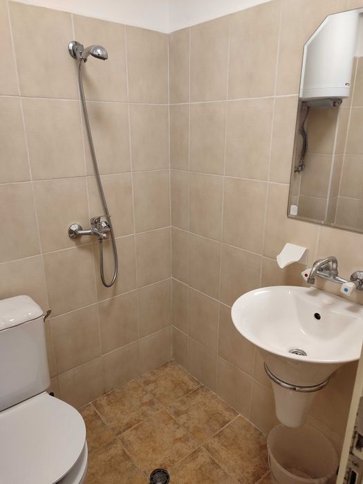 Давам по Наем апартамент