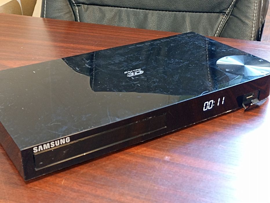 Samsung BD-H6500, Blu-Ray disc/DVD/CD/MP3-player, folosit, in stare fo