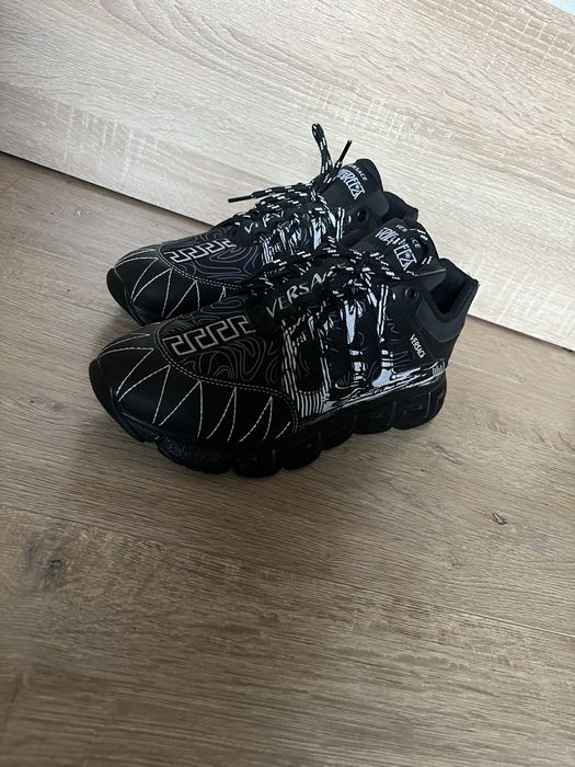 VAND/SCHIMB Versace Trigreca