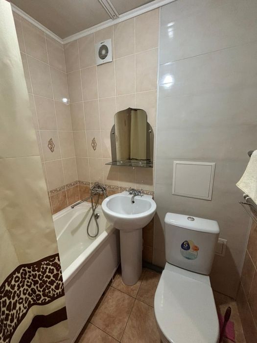 Продам 2 комнатную квартиру