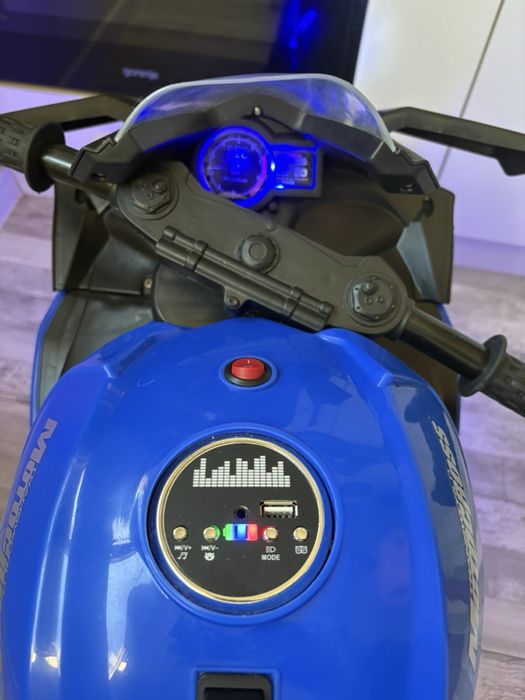Детски акумулаторен мотор Moni Ninja H2R (с музика и LED светлини)