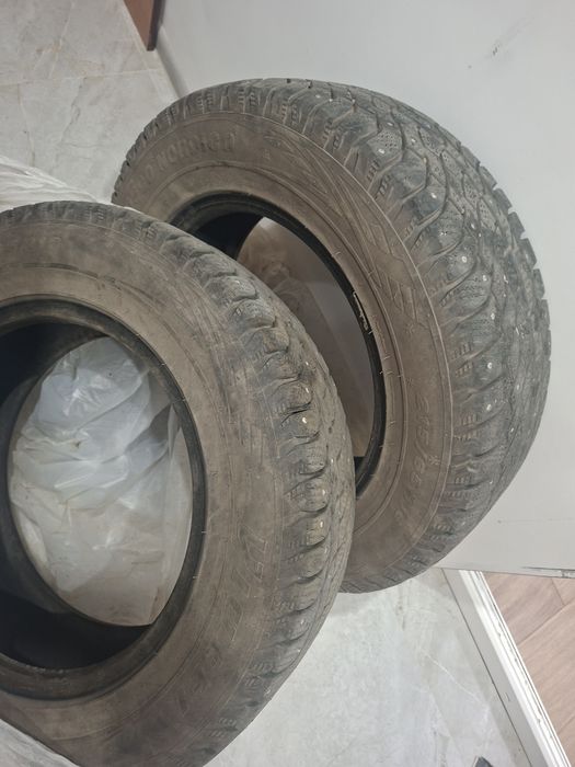 Автошины продам размер 215/65