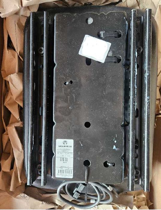 suspensie scaun New Holland, Deutz Fahr , Grammer MSG