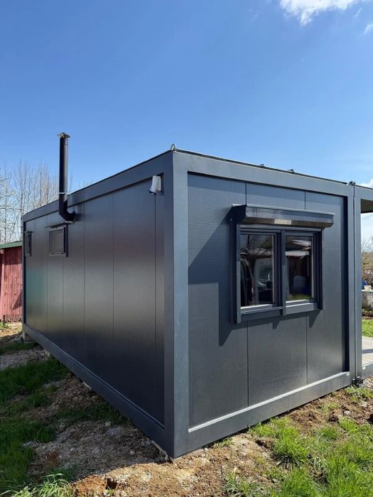 Container modular