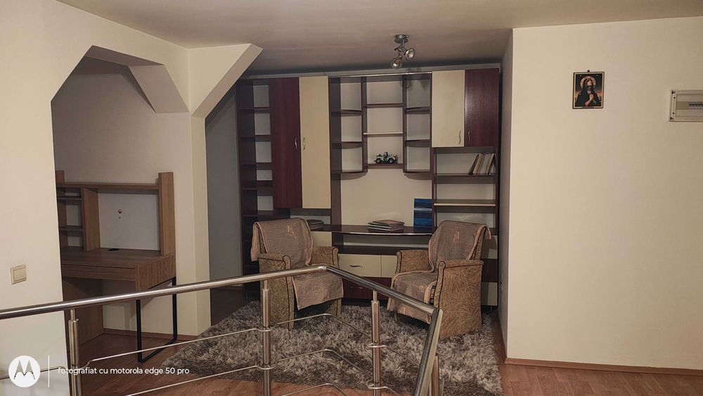 Apartament frumos și spațios de inchiriat