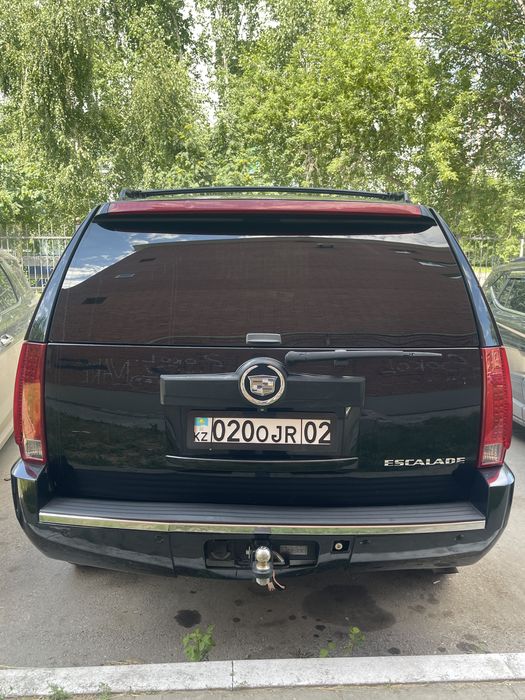 Продам кадиллак эскалейд