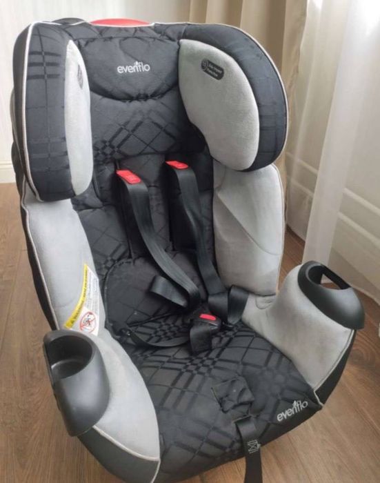 Детское автокресло evenflo symphony All-in-One