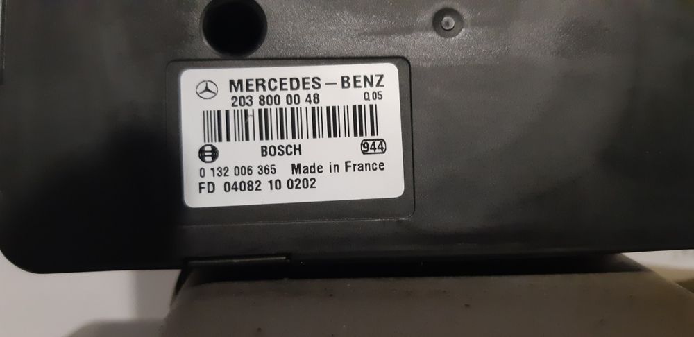 Вакуум помпа за централно заключване за Мерцедес Е класа W211