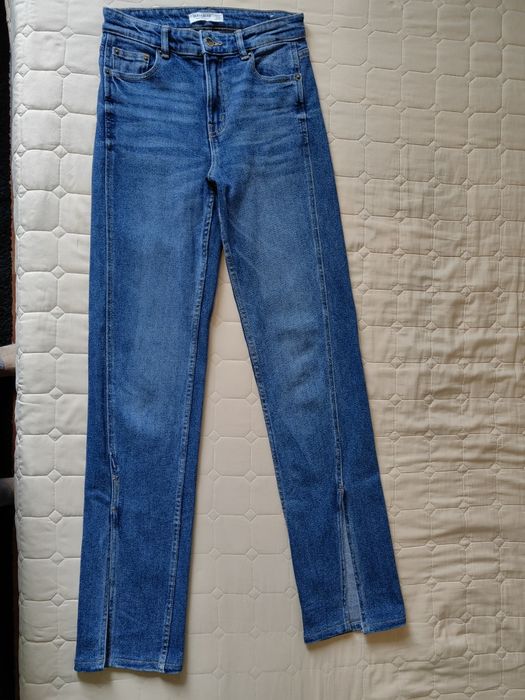 Blugi Pull&Bear marimea 34