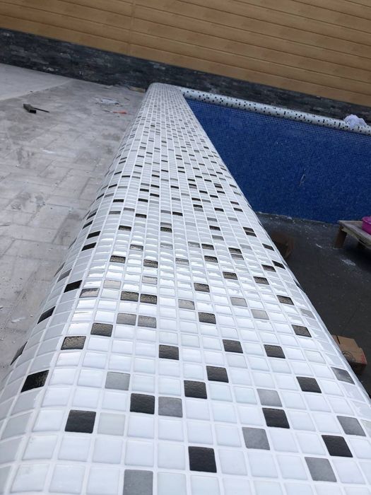 Укладка майолика на бассейн и на сауна  фантаны отлично  качеством