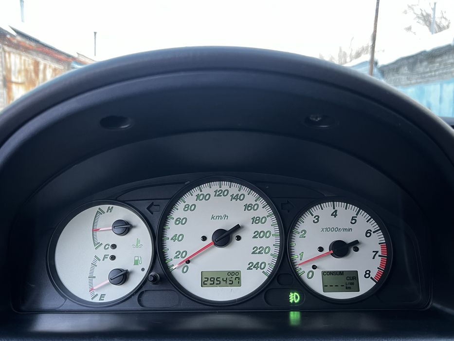 Мазда 626, 2002 года выпуска