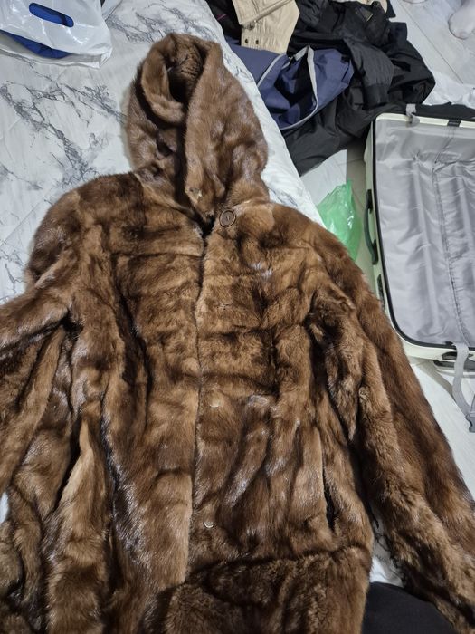 Продам норковую шубу