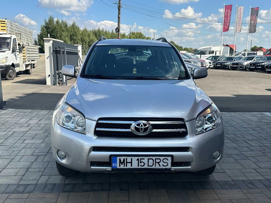 Toyota RAV-4 2,2 d4d 4x4 2007 accept variante !
