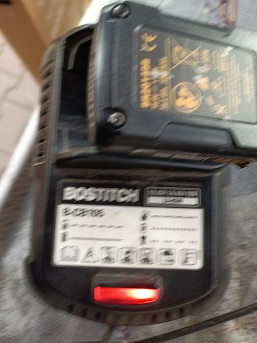 Stapler Bostitch