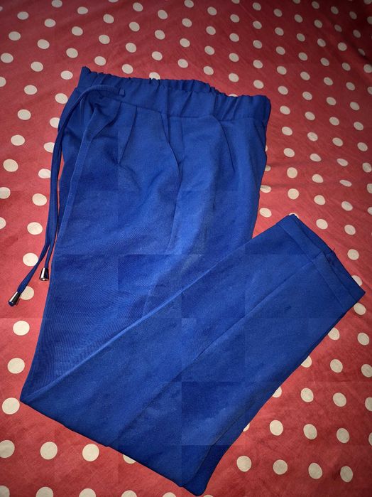 Pantaloni casual/eleganti