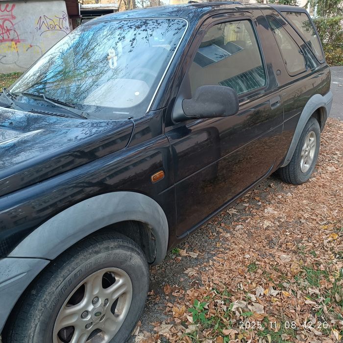 Land Rover Freelander 1.  An fabricatie 2001.     Benzina+ gpl. 1800 c