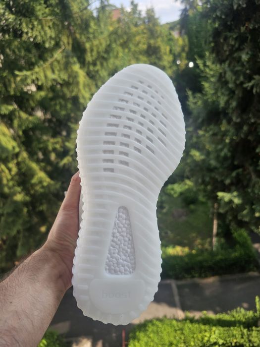 Yeezy Boost 350 V2 40 42 43 45