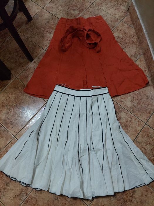 Дамска бяла пола