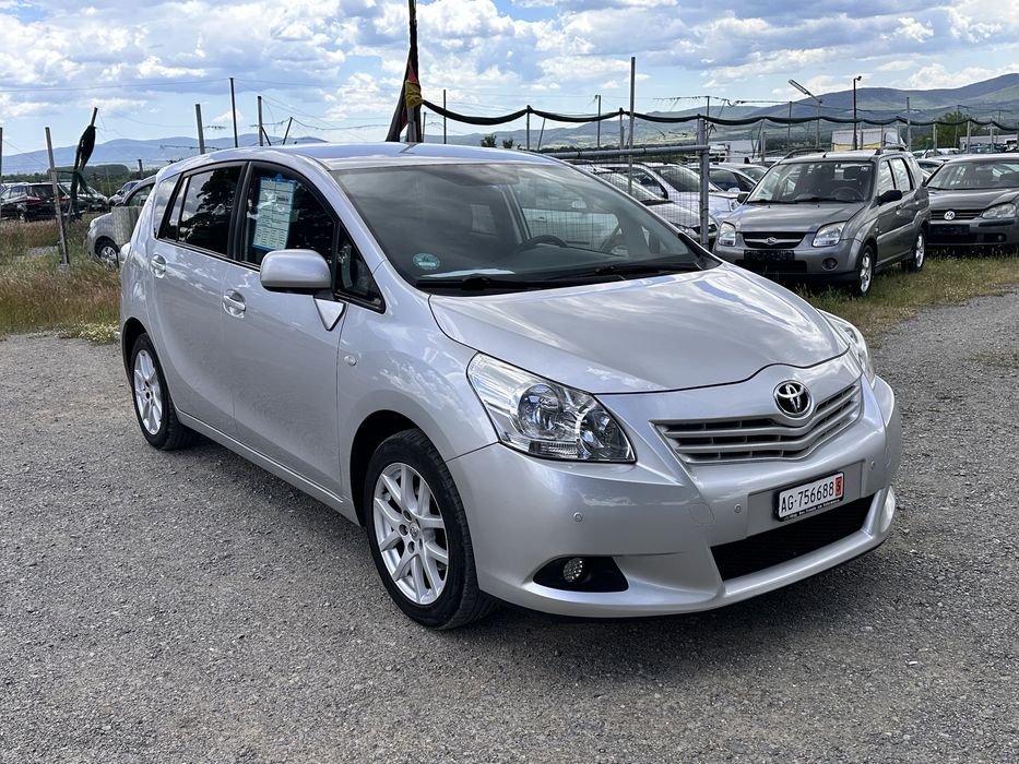 Toyota Verso 1.8i ШВЕЙЦАРИЯ