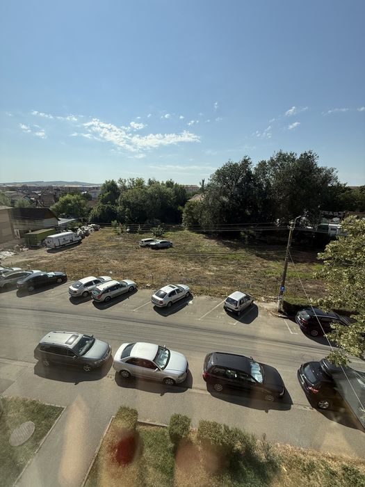 Inchiriez garsoniera in Aiud-centru