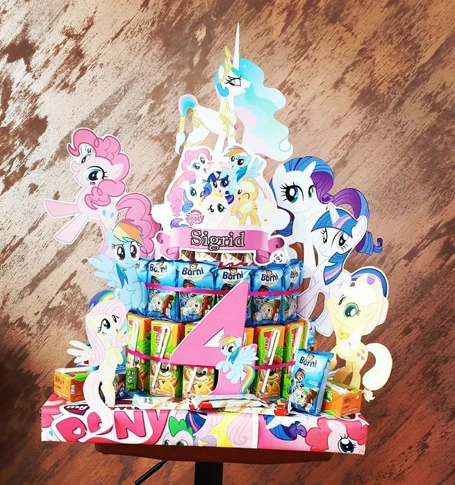 Tort din dulciuri ambalate , tort din dulciuri , tort gradinita