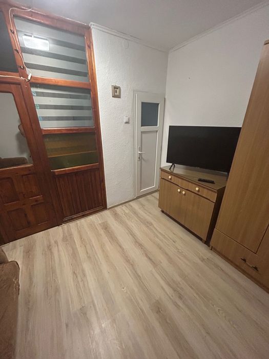 Casă de închiriat