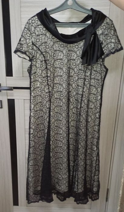 Продам нарядное платье