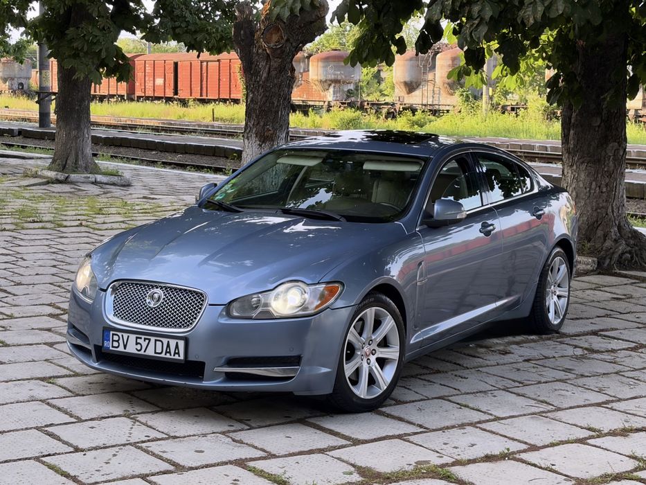 JAGUAR XF 2010 — imagine 2