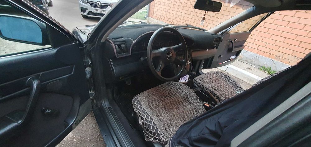 Продам Ауди с4, обьем 2.6, 1993г