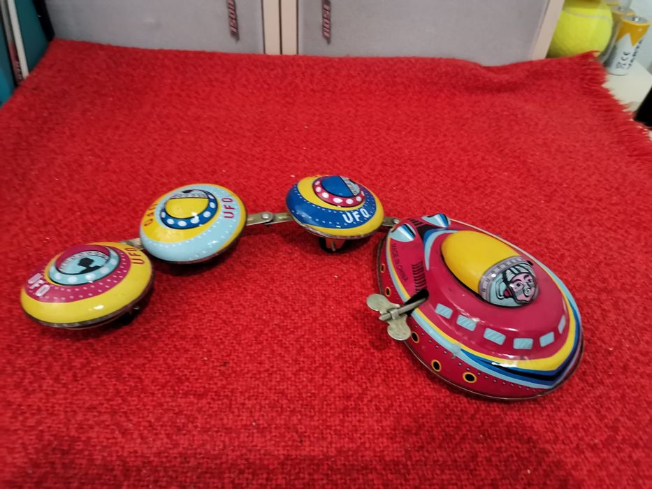 Jucărie veche UFO