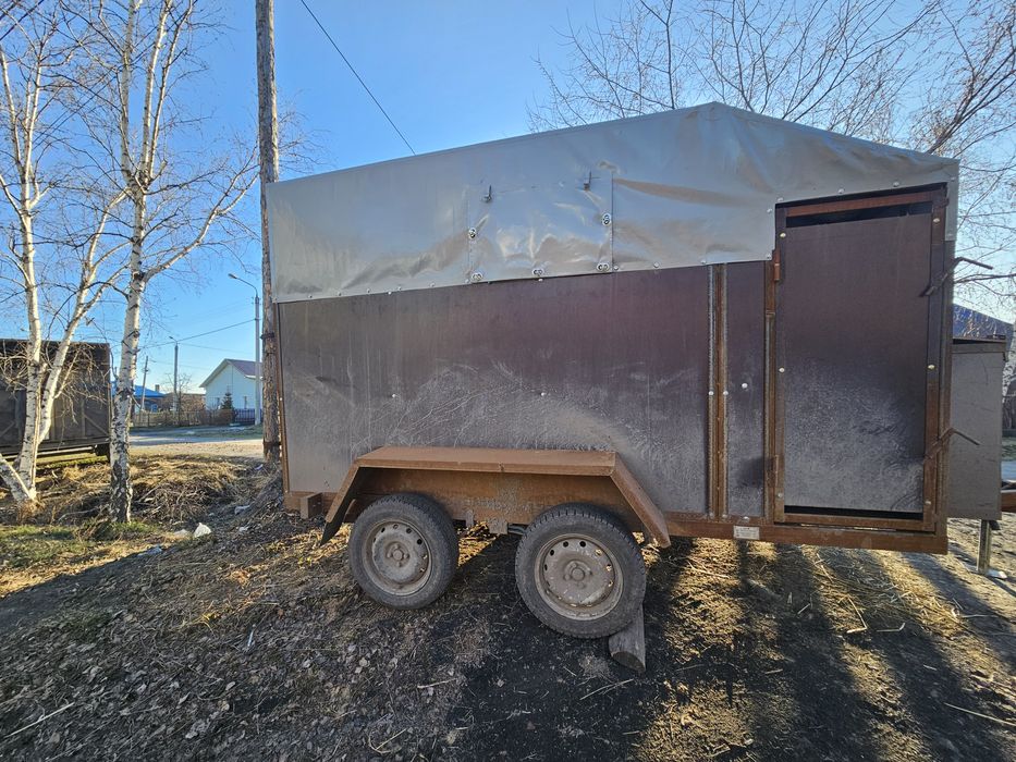 Коневозка прицеп
