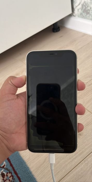 Iphone 11 ремонт болмаган