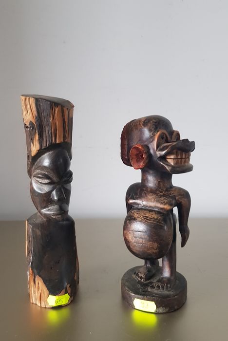 Statuete vechi budiste și tribale din lemn exotic