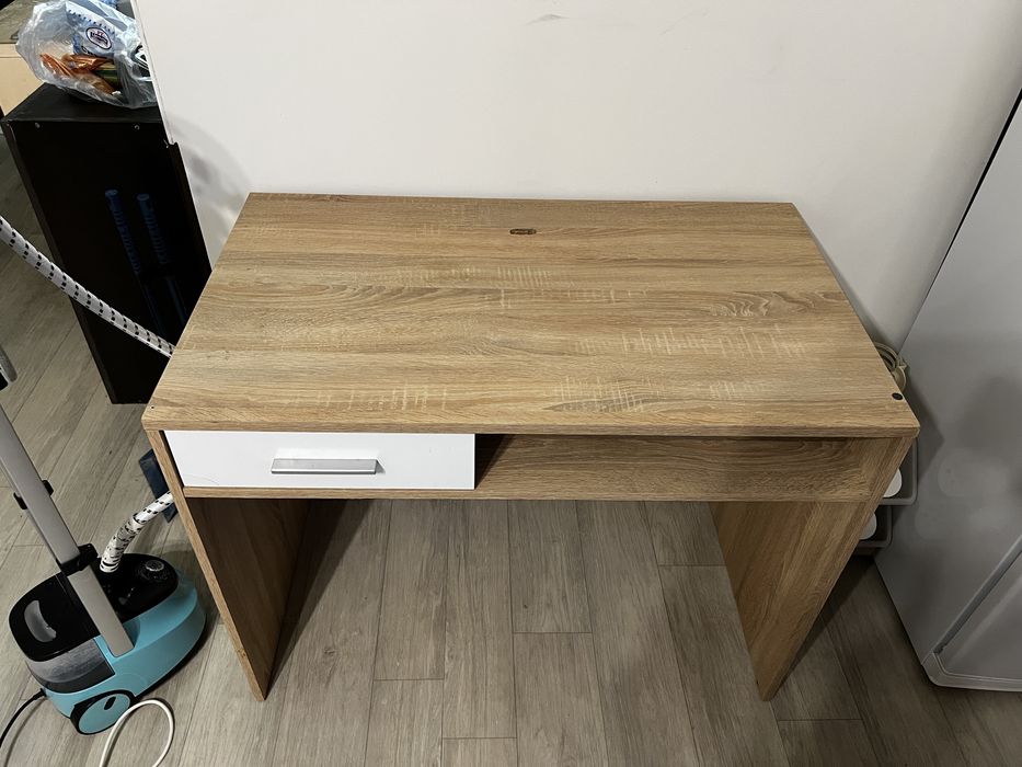 Стол компьютерный