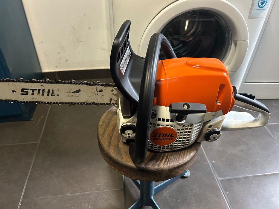 Vând Stihl MS 231 original