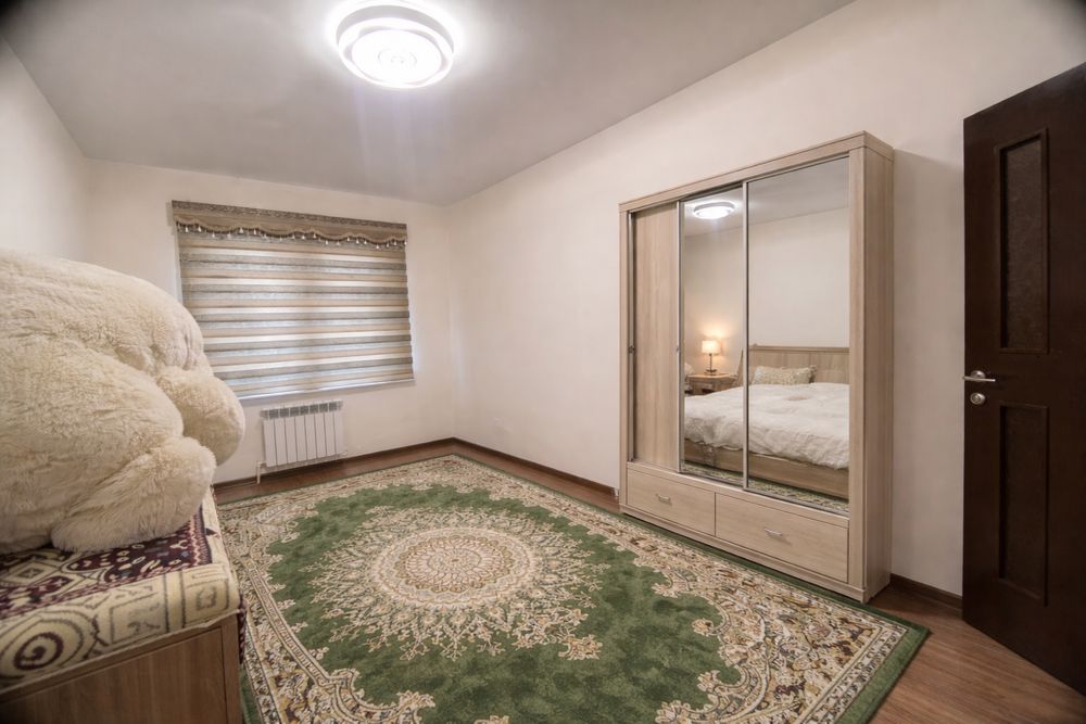 SERGELI YANGI HAYOT 10-xudud. 4 xonali. 104kvm 1-etaj sotiladi